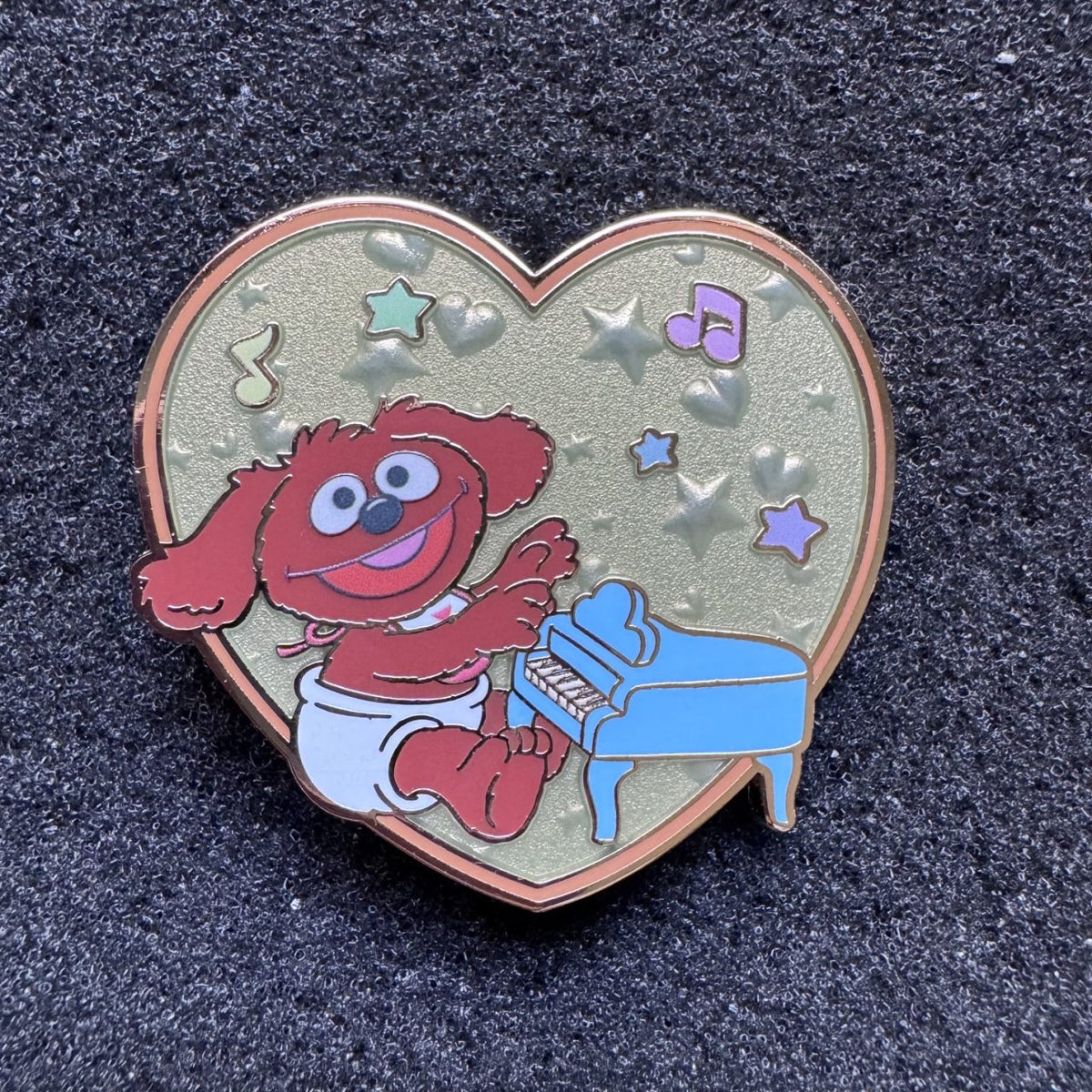 Baby Rowlf Muppet Babies Heart Blind Box Pin
