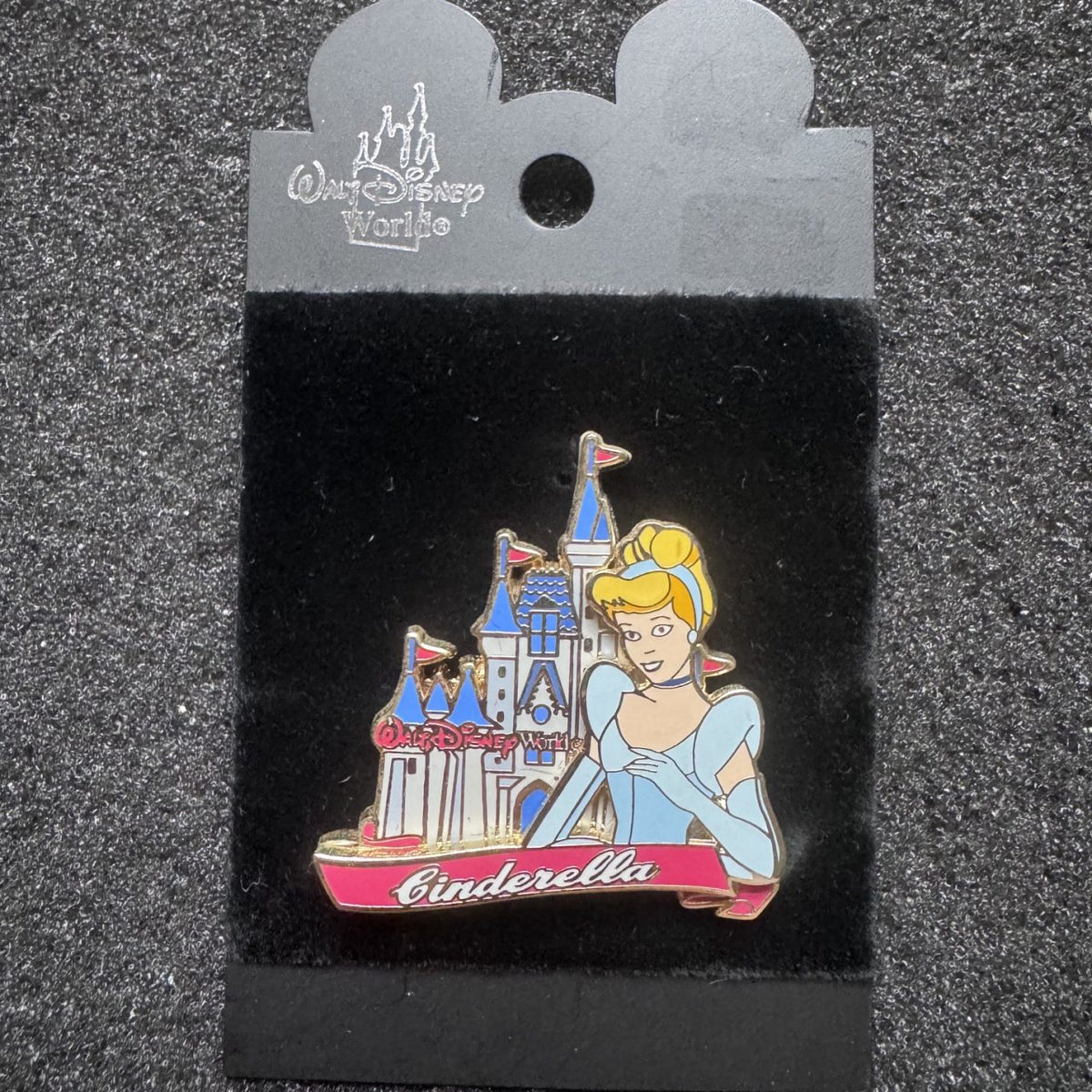 Cinderella Princess Castle Pin