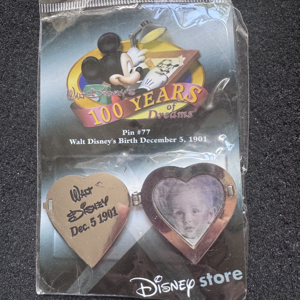 Walt Disney's Birth Lenticular Pin #77 100 Years of Dreams Pin