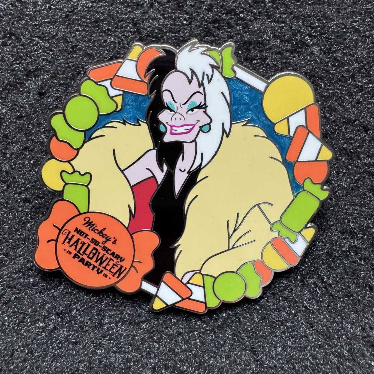 Cruella de Vil - Mickey's Not So Scary Halloween Party Mystery Pin