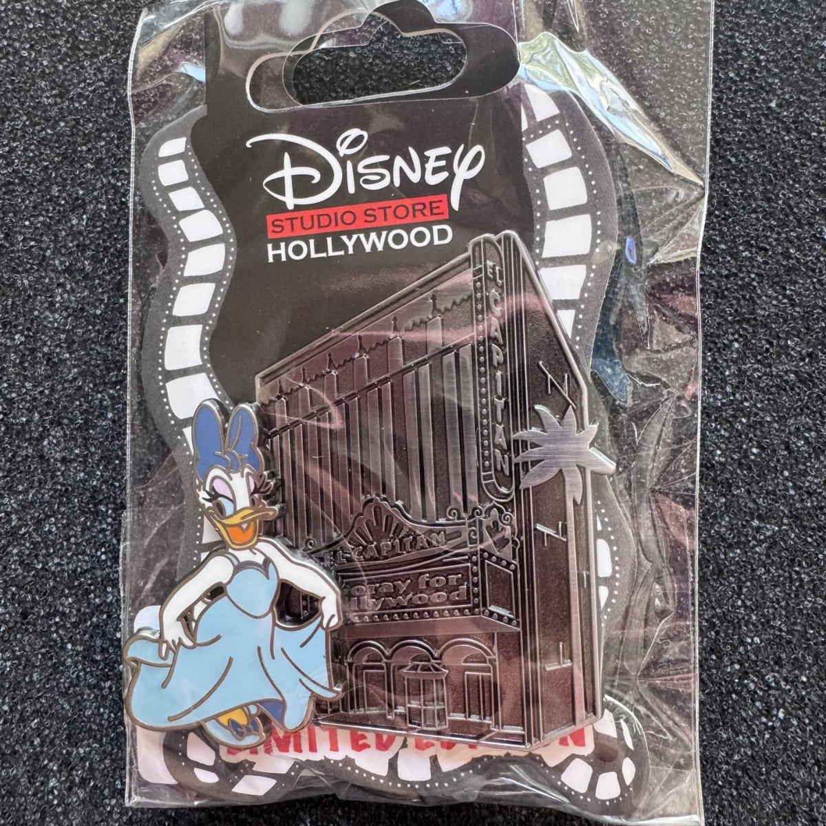Daisy Duck El Capitan Theatre 100th Character Pin