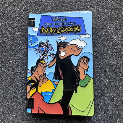 The Emperor's New Groove VHS Hinged Blind Box Pin