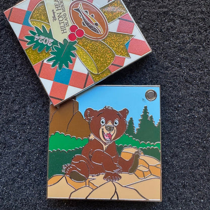 Koda Bear Hilton Head Island Resort Christmas Tree Pre-Production Pin