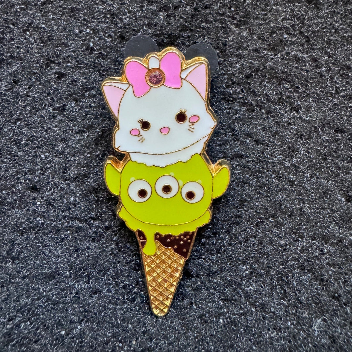 Marie & Alien Ice Cream Cones Pin