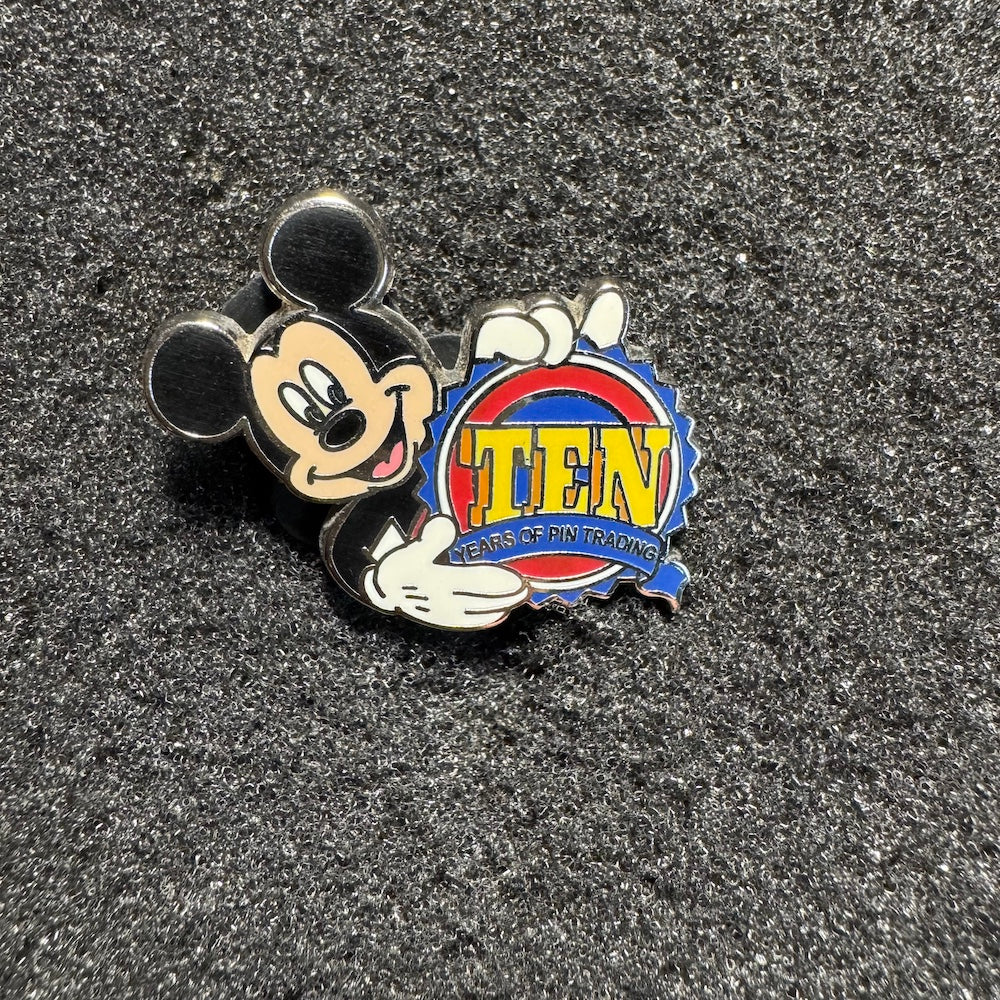 Mickey 10 Years Pin Trading Pin