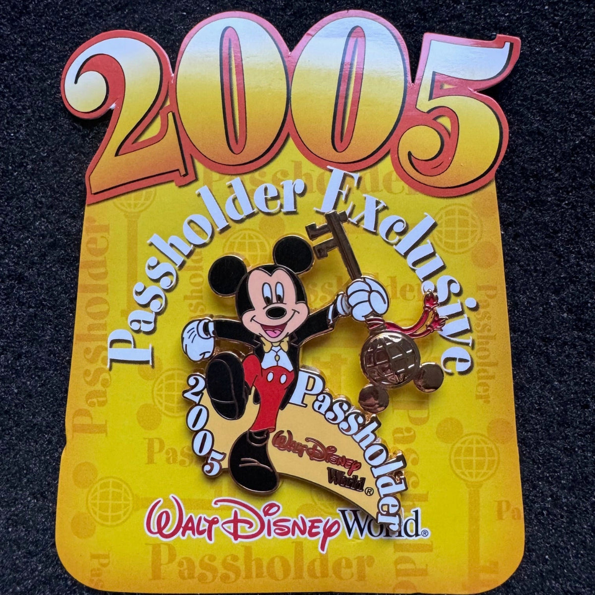 Mickey Mouse Key Spinner Passholder Exclusive Pin
