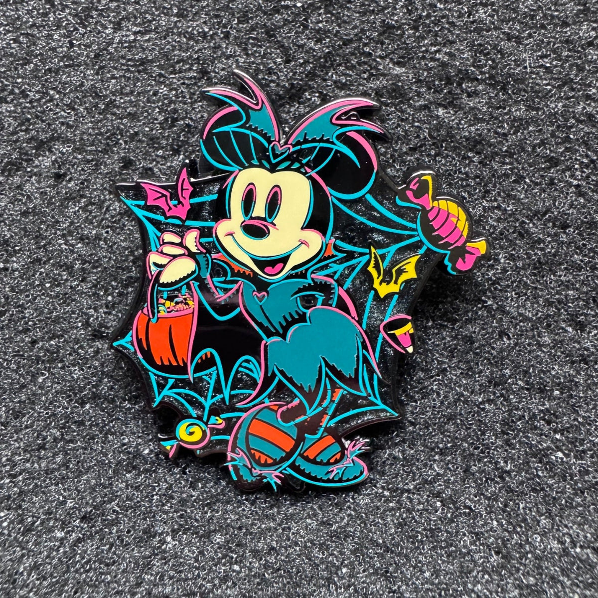 Minnie Mouse Happy Halloween Pin