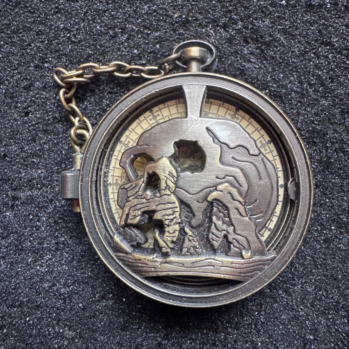 Peter Pan Magical Timepieces Hinged Pin