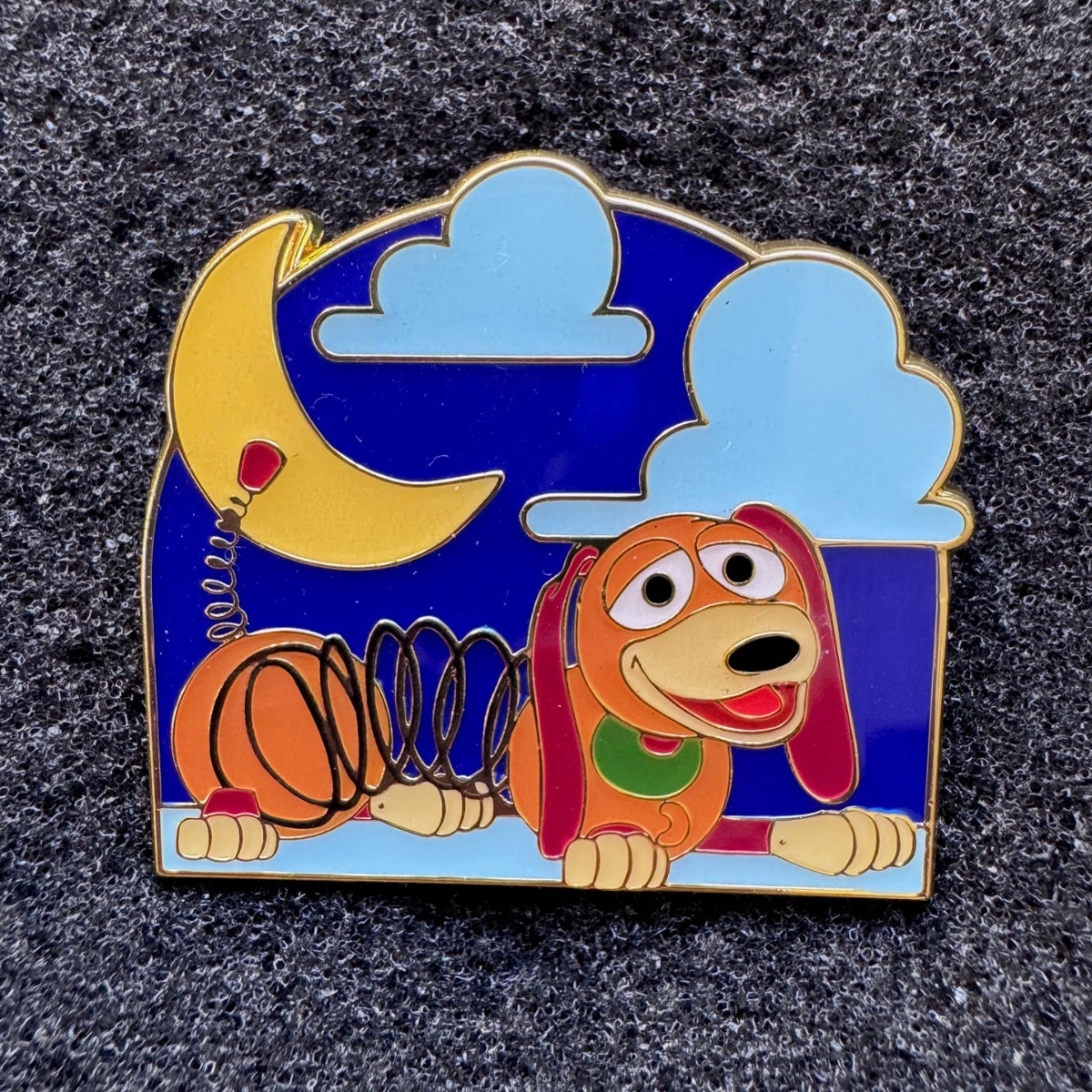 Slinky Dog Dream Pets Blind Box Pin