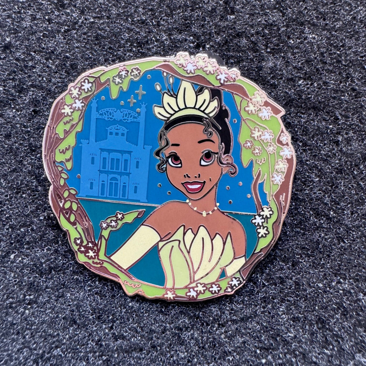 Tiana Floral Frames Pin