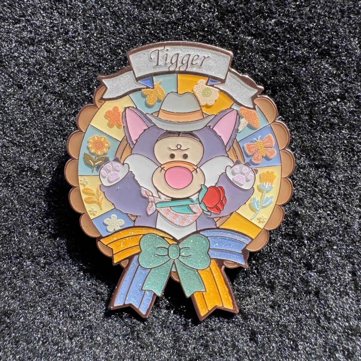 Tigger Winnie the Pooh and Friends Halloween Costumes Mystery Pin