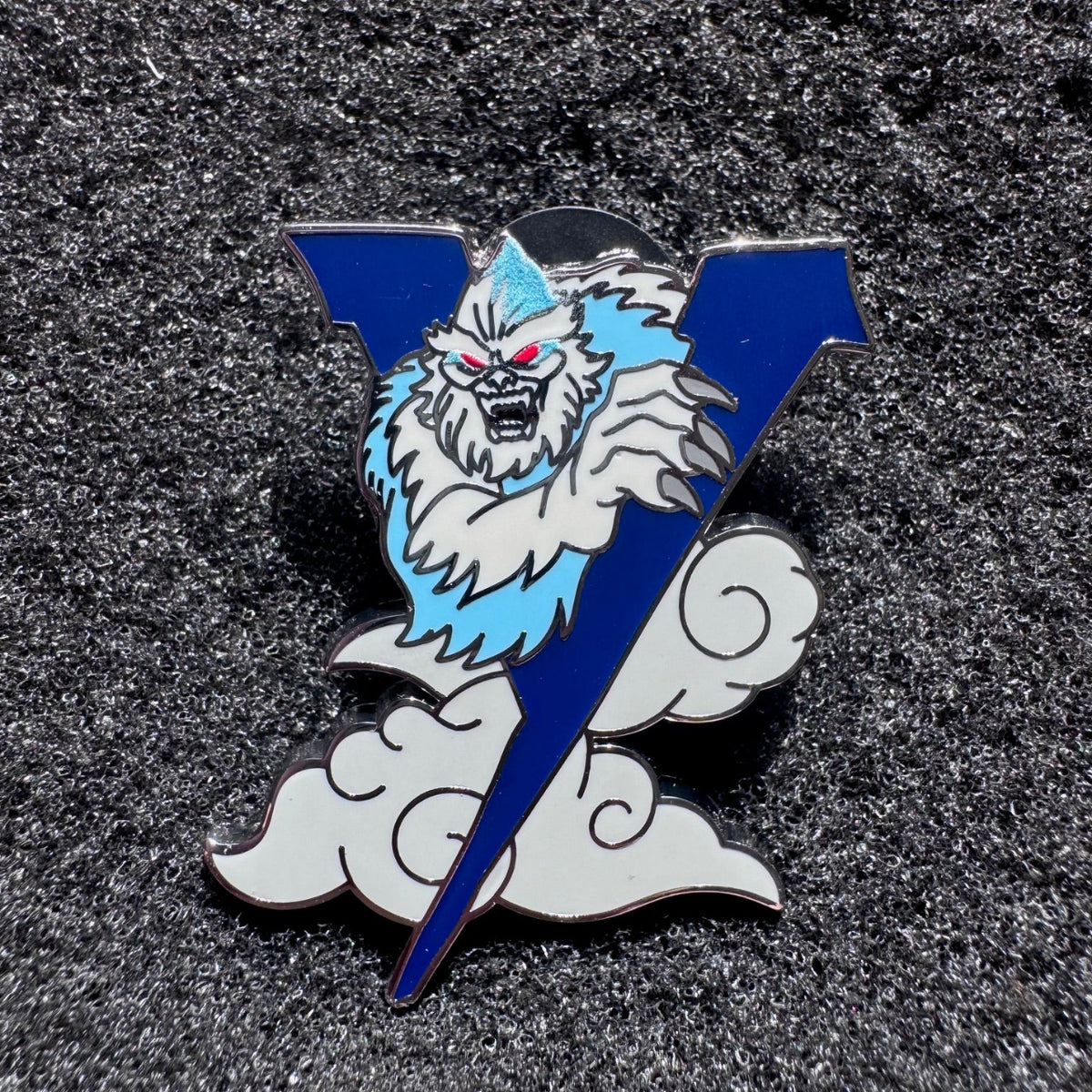 Yeti "Y" Attractions Alphabet Mystery Pin