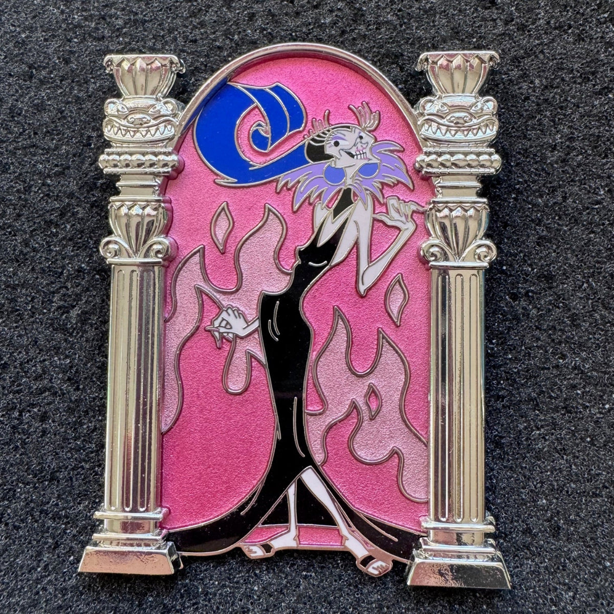 Yzma Villains Hallway DPB Exclusive Pin