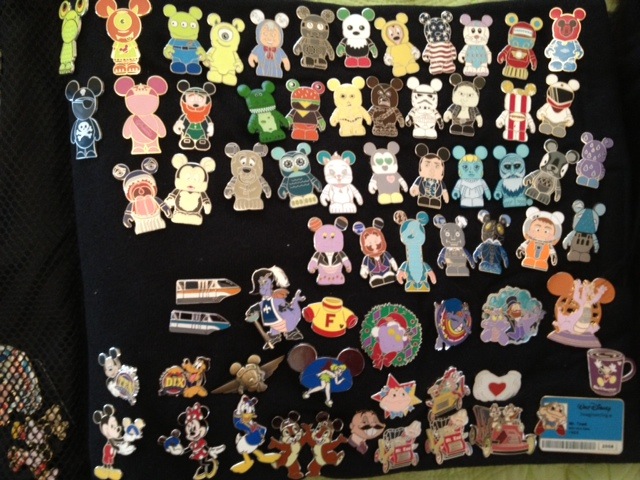 Bradford Exchange Disney Pin Collection - Disney Pins Blog