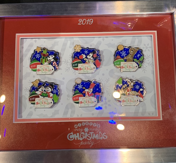 2019 Mickey's Very Merry Christmas Party Disney World Pin Framed Set LE 500 