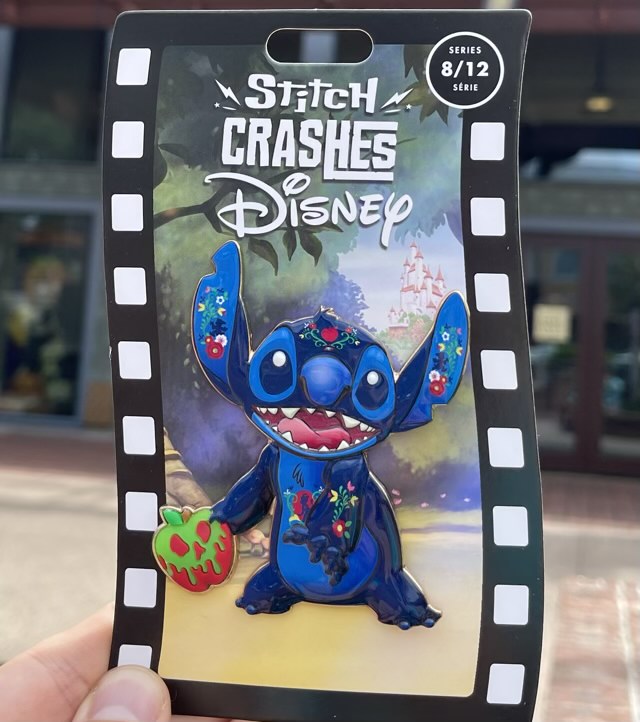 stitch crashes disney complete pin set and book