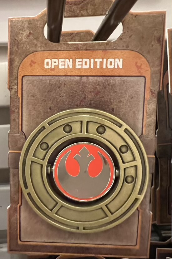 Rebel Spinner Star Wars Galaxy’s Edge 2021 Pin