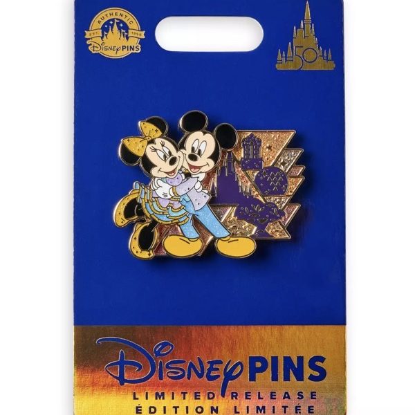 Disney World Pin Trading Official Lanyard W/ Mickey Minnie Pin Trading Pins  RARE