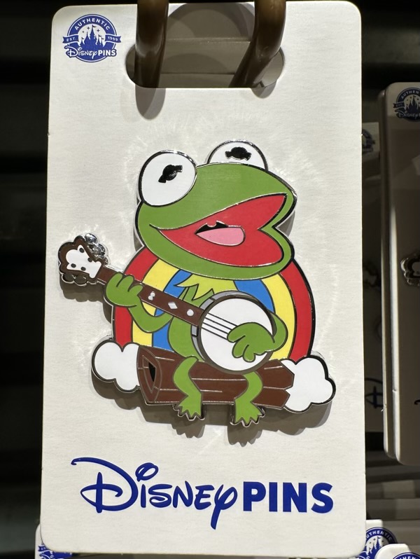 Kermit Banjo Muppets Disney Pin