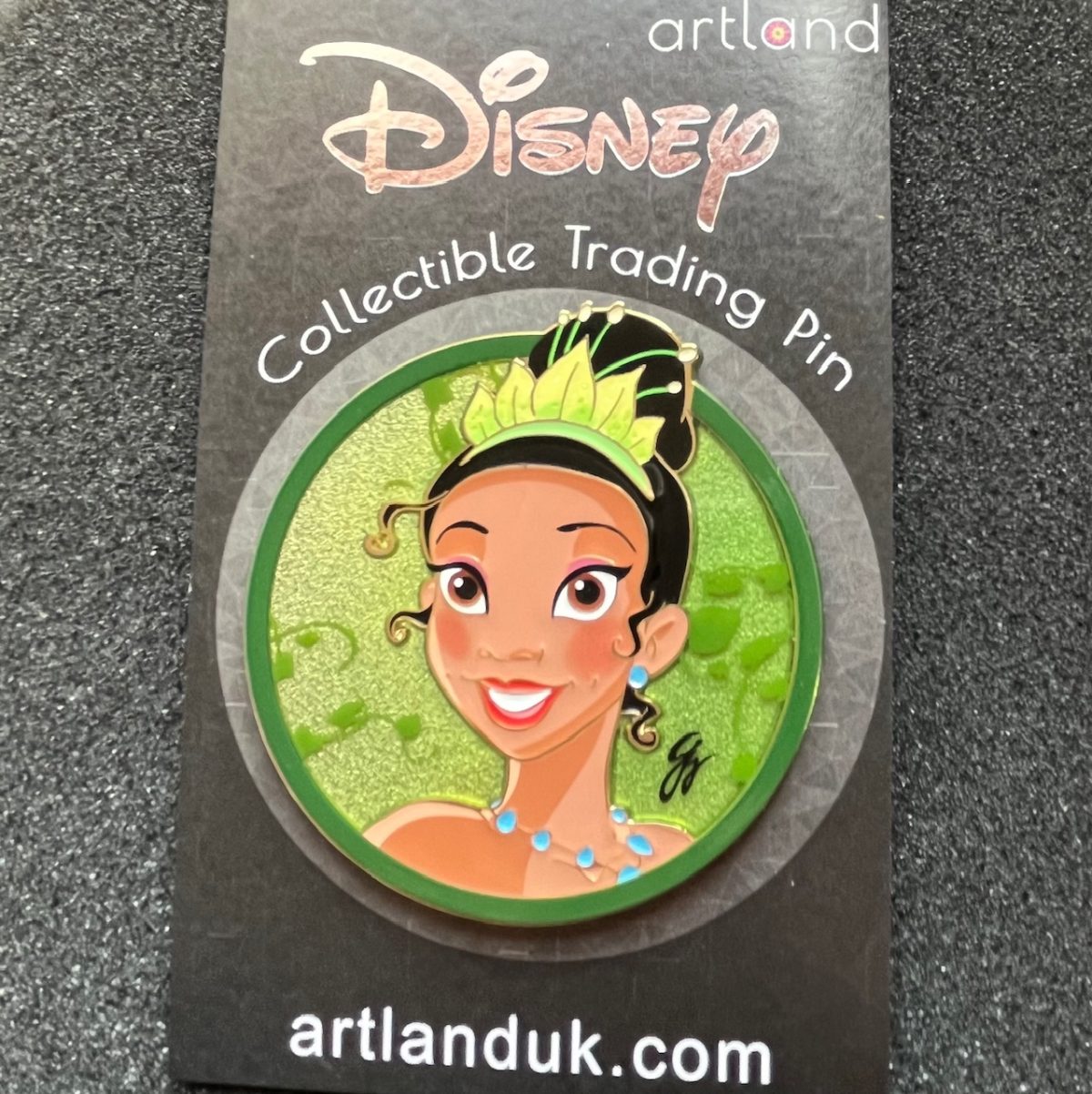 Tiana Signature Series ArtLand Disney Pin