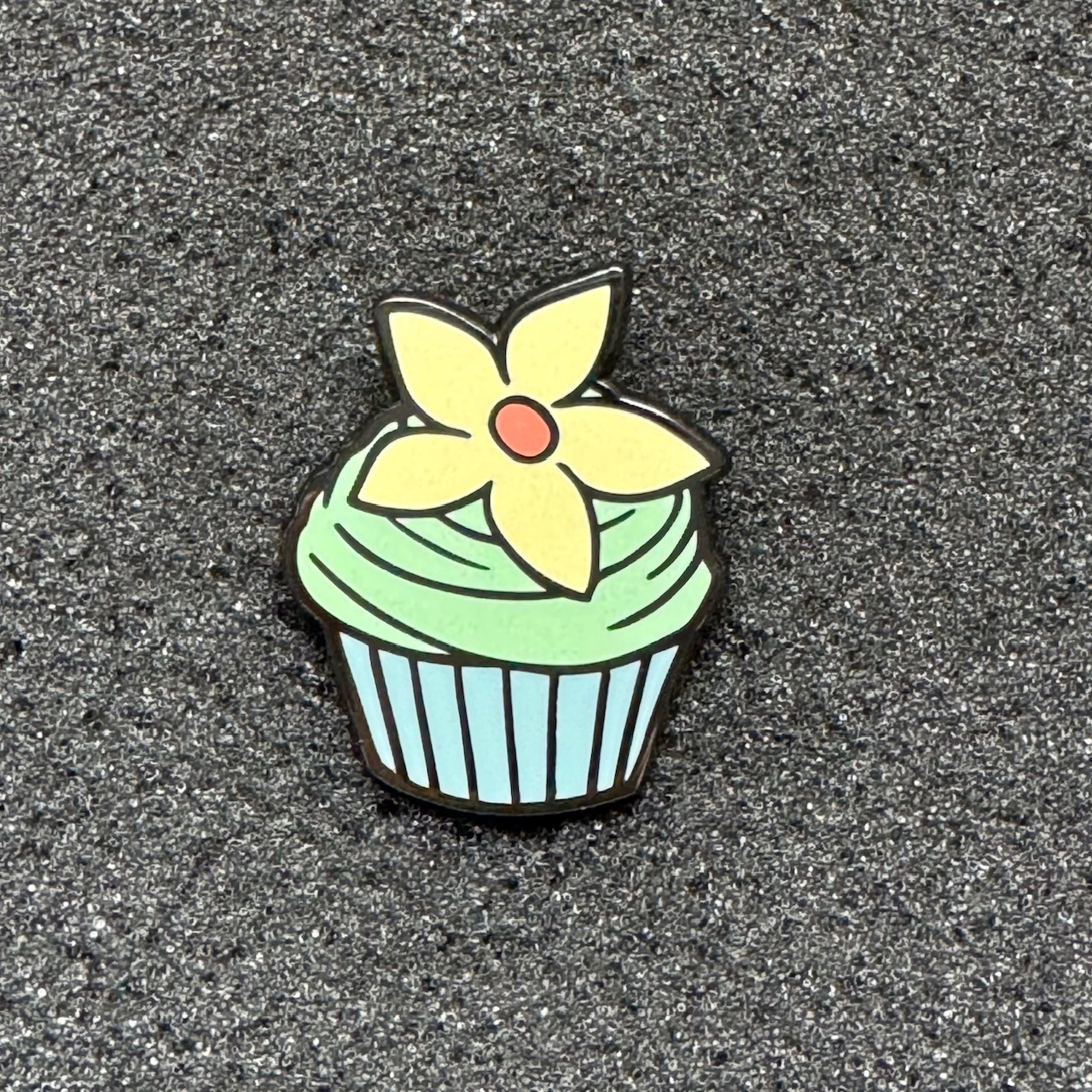 Tiana Cupcake - Disney Princess Manga Loungefly Pin - Disney Pins Blog