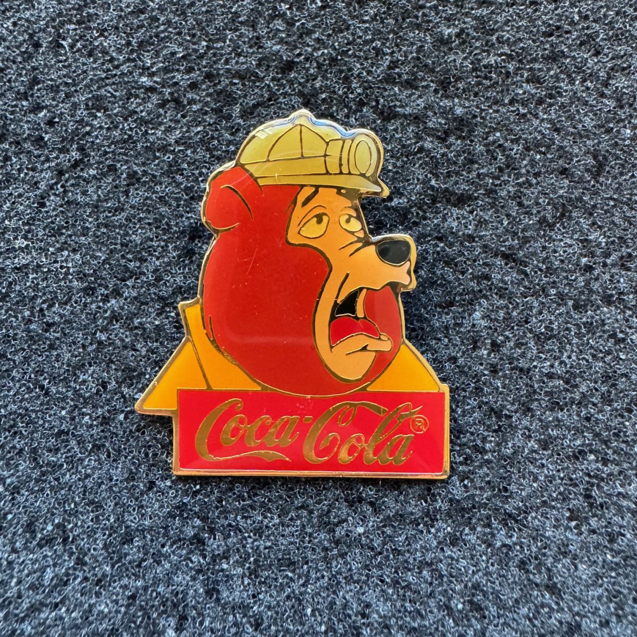ディズニー ワールド 15周年 コカ・コーラ ピンバッチ コレクション