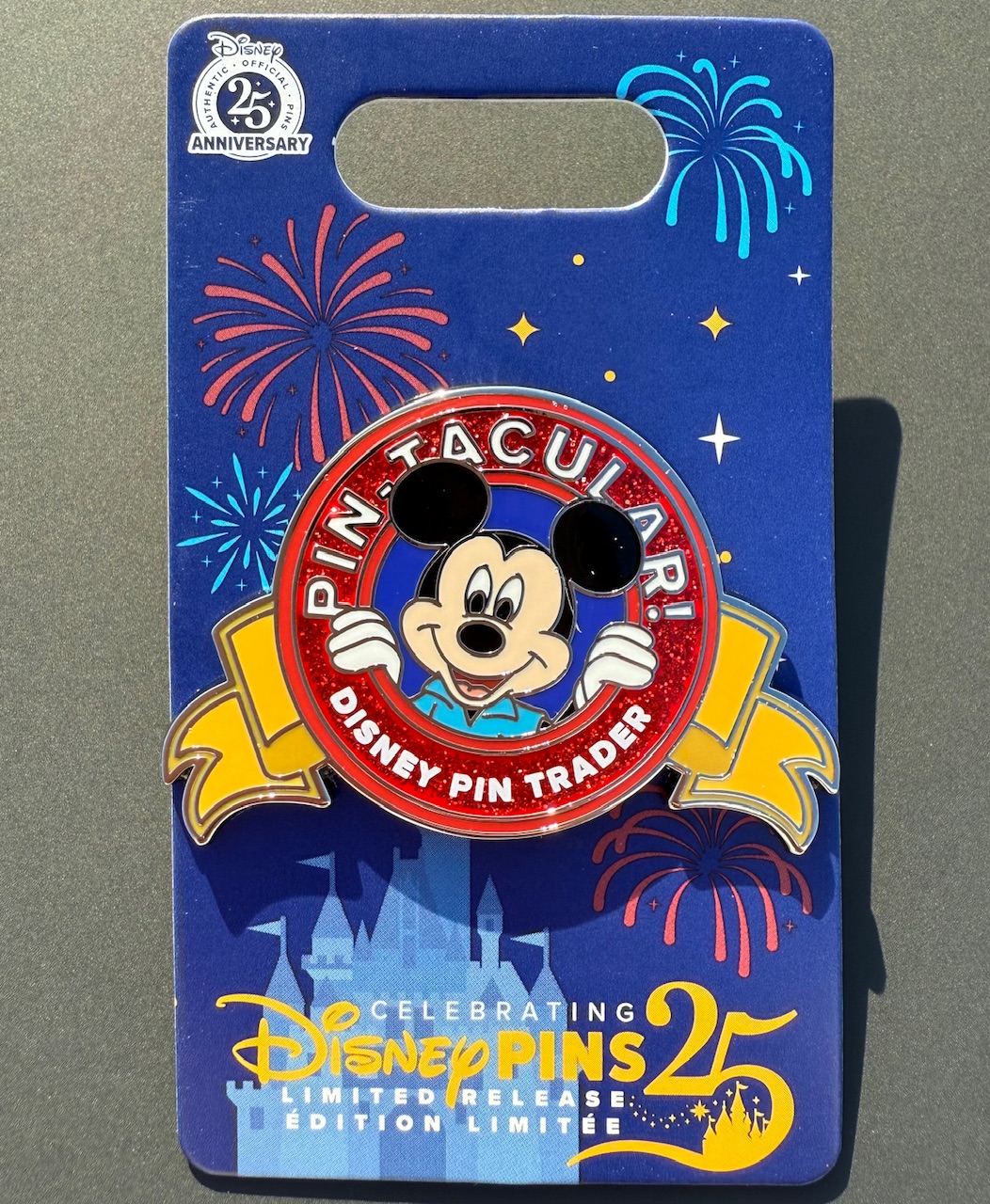 disneypinsblog.com