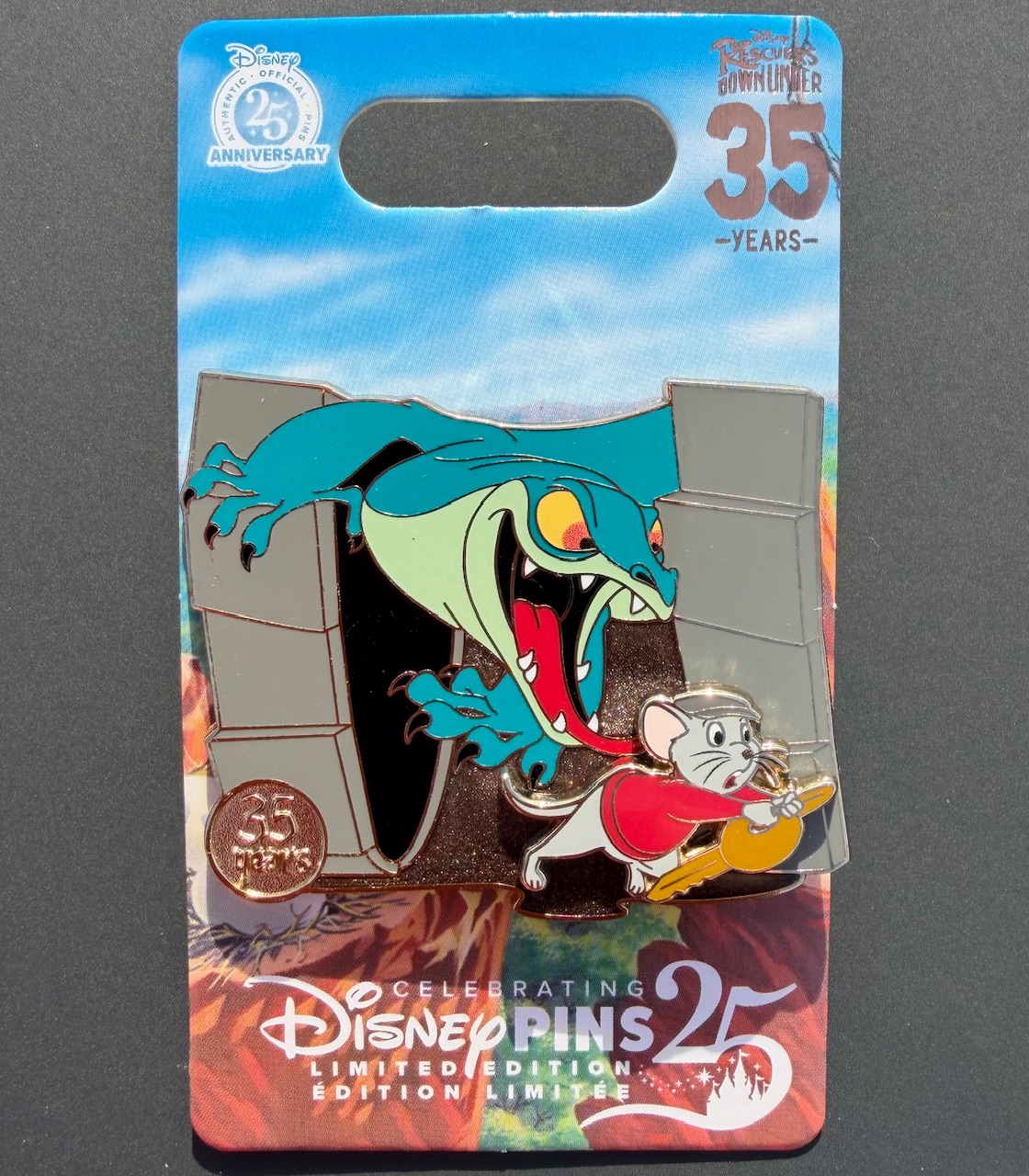 Joanna & Bernard – Rescuers Down Under 35th Anniversary Pin Joanna & Bernard – Rescuers Down Under 35th Anniversary Pin