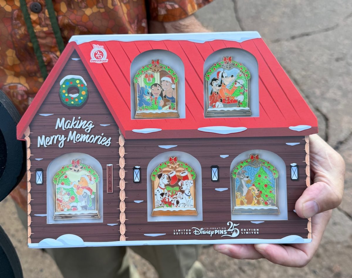 Making Merry Memories 2025 Disney Pin Set
